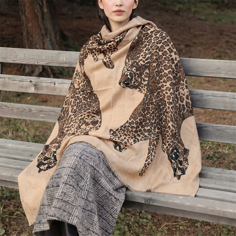 Hijab dan kerudung motif leopa - Vintage Fashion Prints ulasan dan harga