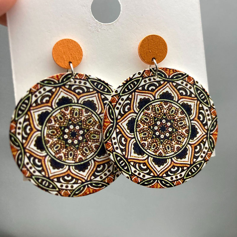 Anting-anting menjuntai bermot - Vintage Fashion Illustrations ulasan dan harga